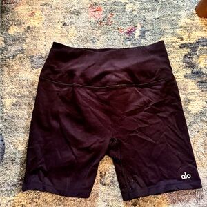 ALO Yoga Women's Dark Shorts